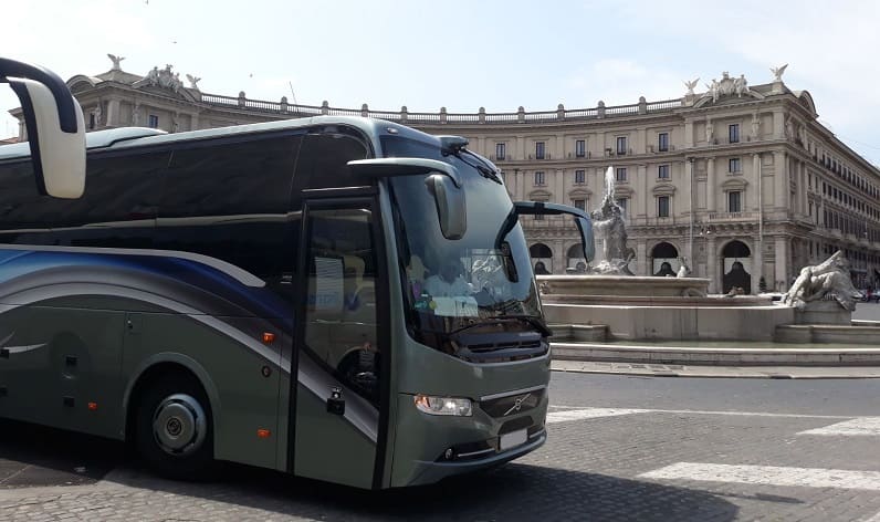 Burgenland: Bus rental in Purbach am Neusiedler See in Purbach am Neusiedler See and Austria